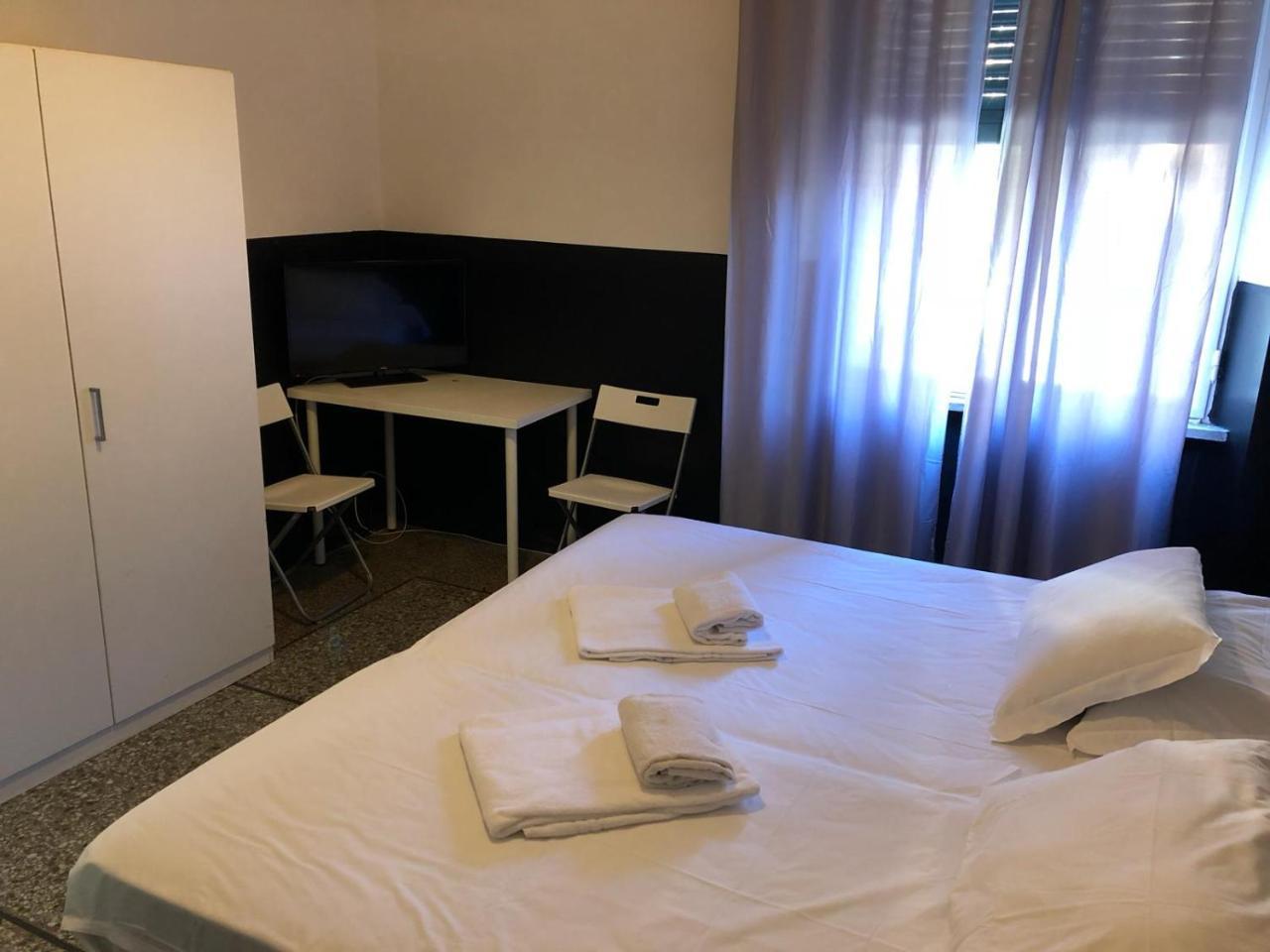 Mangia E Dormi Roma Hotel Exterior photo